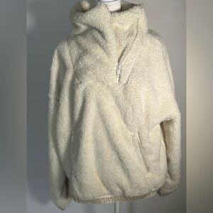 Cozy Cream Sherpa Pullover by Athleta Size Large